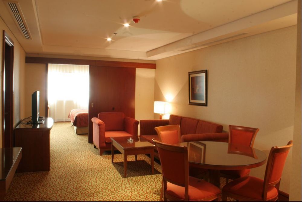 فندق دبيفي  فندق رامي رويال الغرفة الصورة